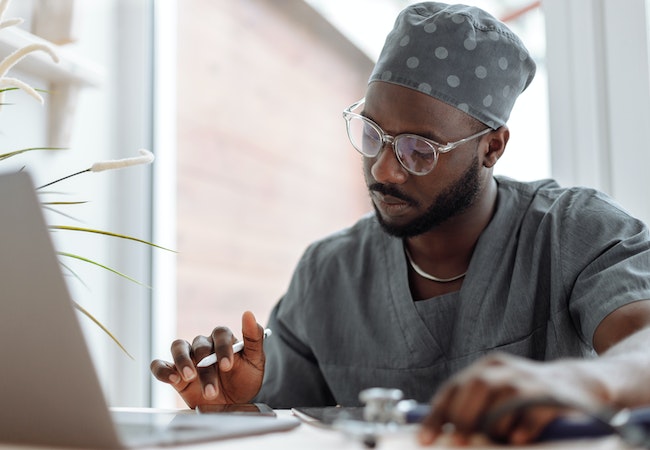 Perguntas frequentes sobre a declaração de comparecimento