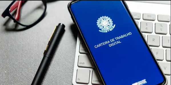 Entenda como funciona a carteira de trabalho digital para o colaborador.
