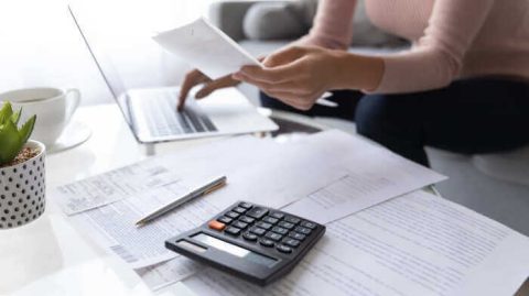 Como calcular horas trabalhadas: importância e como funciona