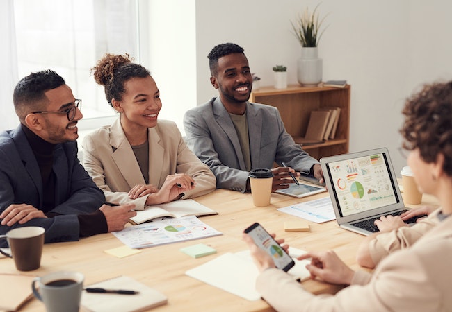 Entenda como o holerite online pode otimizar a rotina do RH com a iFractal!